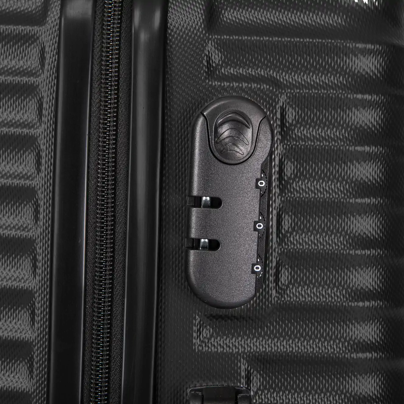 TUCCI Italy TRAVOLA 3-Pc Hardside Spinner Luggage Set (20/24/28") - Black